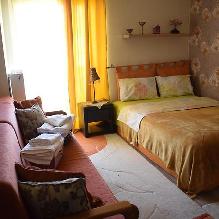 Apartamento Five Stars In Trikala Exterior foto