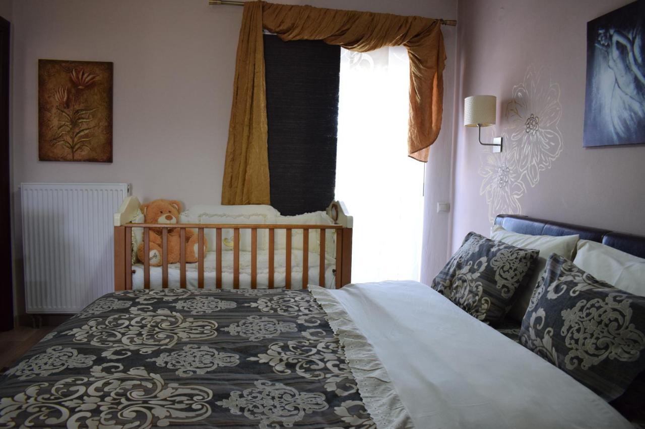 Apartamento Five Stars In Trikala Exterior foto