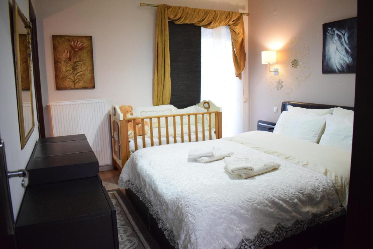 Apartamento Five Stars In Trikala Exterior foto
