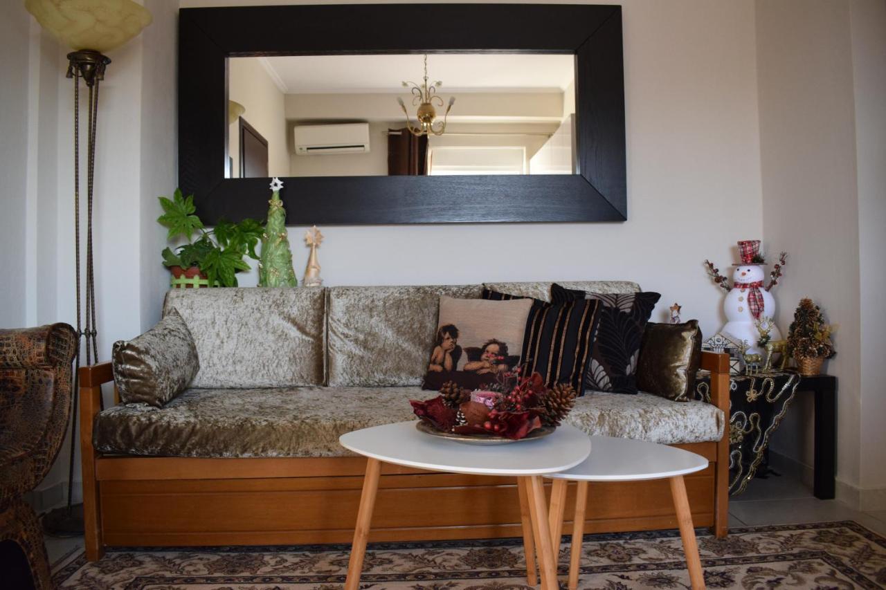 Apartamento Five Stars In Trikala Exterior foto